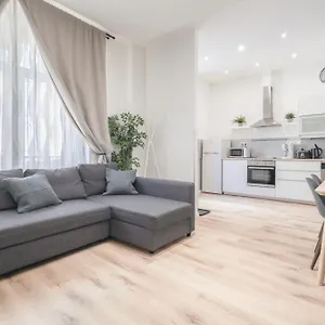 dfive-petofi-apartment.inbudapesthotels.com/